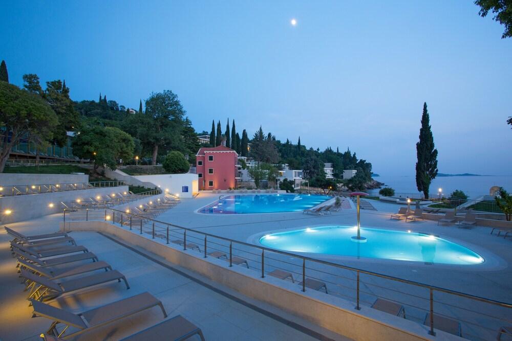 Hotel Mlini Exterior foto